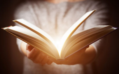6 CLUES IT’S TIME TO SHARE YOUR WISDOM IN A BOOK